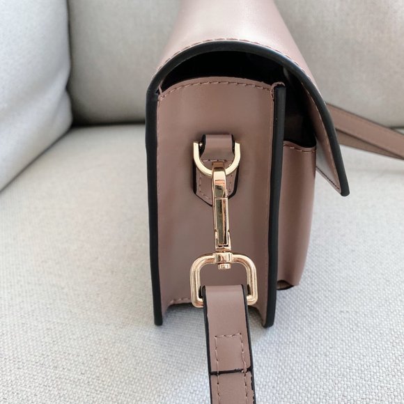 The Bobbi Leather Small Crossbody Bag - Pink - Picture 3 of 16